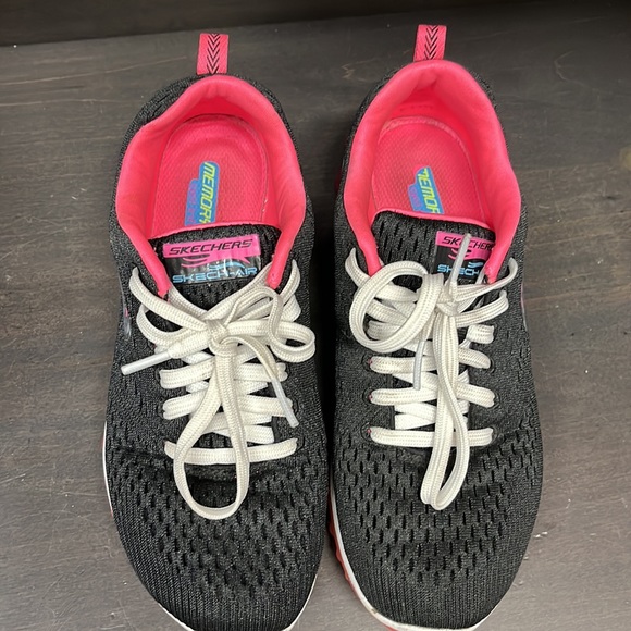 Skechers memory foam sneakers - Picture 2 of 6